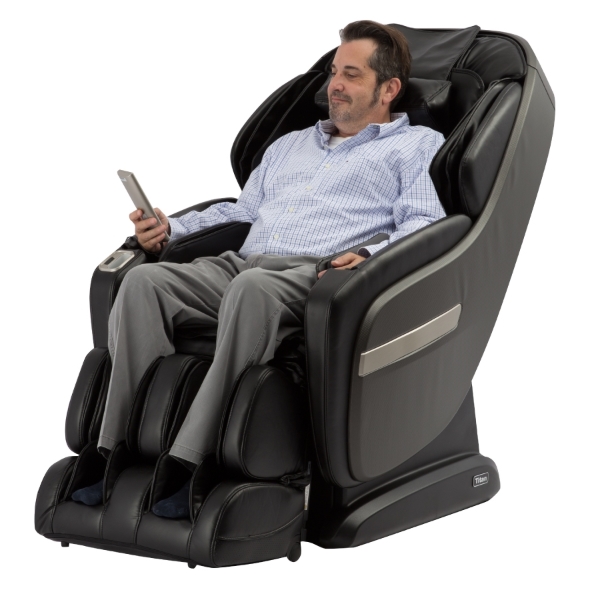 TITAN PRO SUMMIT MASSAGE CHAIR - estockchair